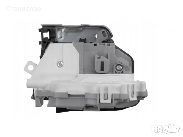 Audi A4 B9 Брава за задна дясна врата , снимка 6 - Части - 50173349