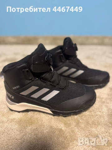 Зимни боти adidas TERREX Winter mid Boa Rain, снимка 4 - Детски обувки - 52605407