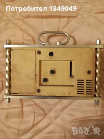 Часовници, снимка 3 - Антикварни и старинни предмети - 54301262