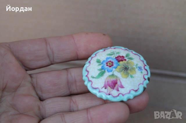 Немска порцеланова брошка ''Rosenthal'' със сребърна игла, снимка 2 - Антикварни и старинни предмети - 54044112