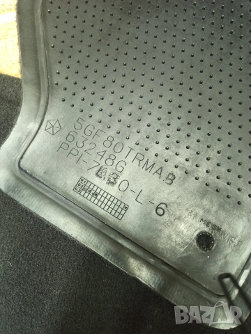 Стелки Оригинални Jeep Cherokee Kj Liberty, снимка 5 - Аксесоари и консумативи - 54181224