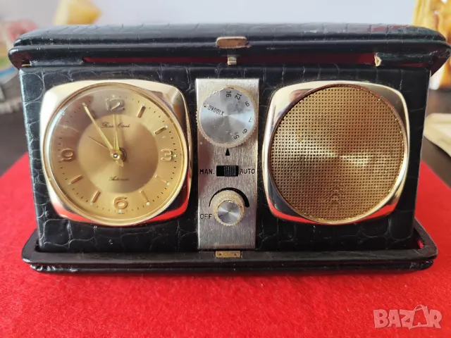 Преносим радио-часовник - Хонг Конг ~1970те