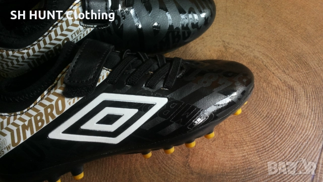 UMBRO Football Boots Kids Размер EUR 31,5 детски бутонки с лепка 5-14-S, снимка 4 - Футбол - 52250489