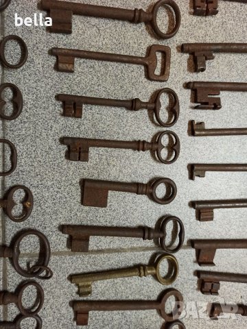 Голяма колекция стари ключове , снимка 4 - Други ценни предмети - 39484787