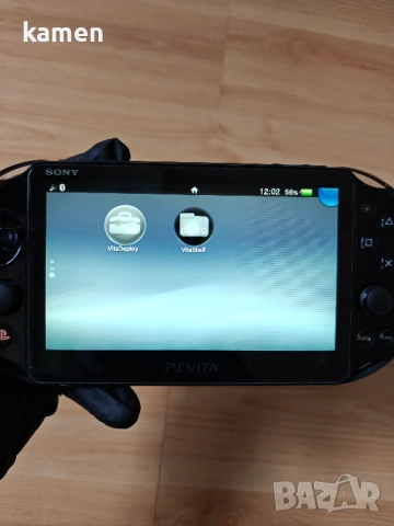 PS Vita 2000 (128GB) с Aксесоари, снимка 7 - PlayStation конзоли - 54058176