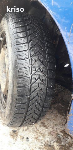 Колата се продава на части  здрав заден мост,предни гуми хубави,фарове стопове здрави, работещ хибид, снимка 4 - Автомобили и джипове - 30409995