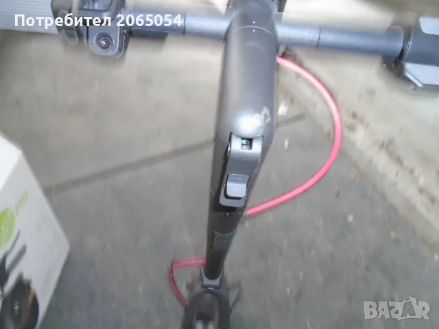 Ел.скутер NAVEE E-SCOOTER V25I PRO, снимка 2 - Скейтборд, ховърборд, уейвборд - 56040587