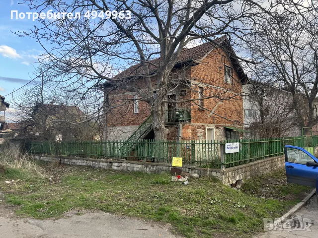 Продавам къща в Требич, снимка 2 - Къщи - 56081568