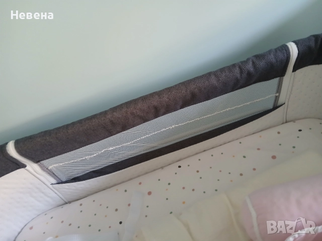 детето легло Лорели,с бял шум и люлка