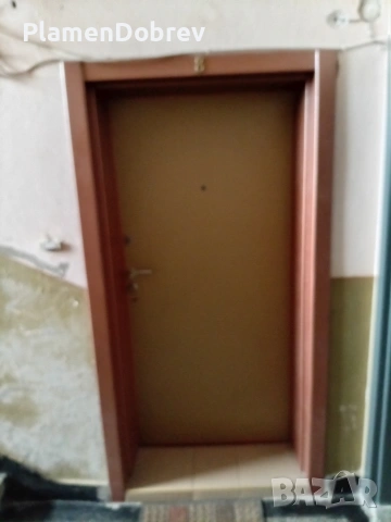 продавам апартамент 120кв на улица Тридесет и първи полк на 4 от 5 етажна сграда няма асансьор , снимка 6 - Апартаменти - 53272412