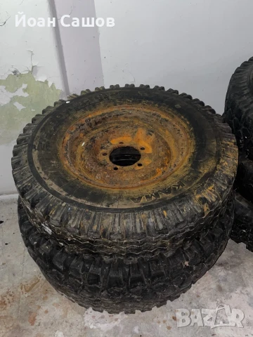 Гуми / джанти / гуми с джанти УАЗ, снимка 4 - Гуми и джанти - 51156847