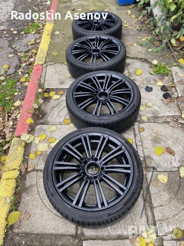 Джанти с гуми 225 /40 / 18 , снимка 4 - Гуми и джанти - 52622449