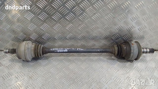 Полуоска Mercedes C250 CDI W204 2012г.(задна лява)	