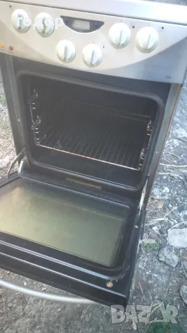 Привелег/Priveleg свободно стоящата , снимка 2 - Печки, фурни - 47679028