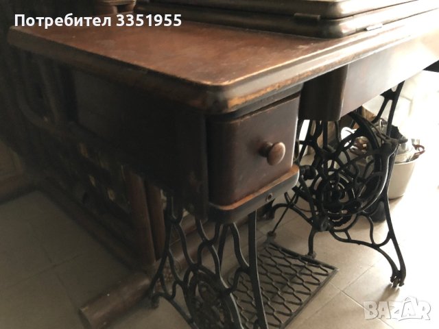 Страхотна стара машина Singer, снимка 2 - Антикварни и старинни предмети - 42241642
