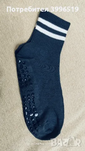 Противохлъзгащи чорапи за йога, пилатес, танци , снимка 3 - Дамски чорапи - 50345949