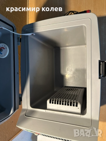 немска хладилна чанта "WAECO"/12 V/, снимка 8 - Хладилни чанти - 52315707