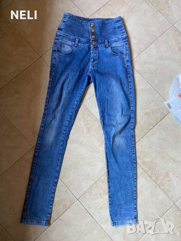 Дамски дънки на dsquared2 и LUCY в размер s за 50 лв двата чифта общо, снимка 3 - Дънки - 30388880