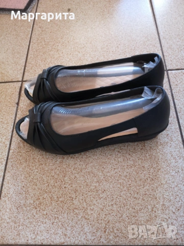 пролетни дамски обувки номер 40