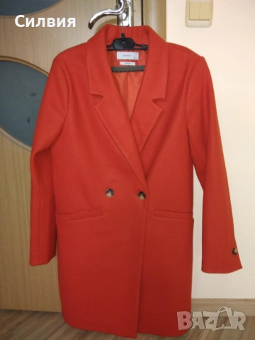 Дамско есенно палто, снимка 2 - Палта, манта - 51943517