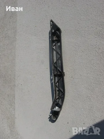 Преден Ляв Държач  Предна Броня Тойота Корола Версо Toyota Corolla Verso 2000 - 2004, снимка 2 - Части - 55795788