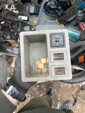 Бутон реглаж огледала Мицубиши спейс Рънър 1998г 