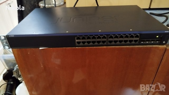 Суич 24-портов превключвател Juniper Networks EX2200 ex 2200-24T- 4G, снимка 8 - Суичове - 42500916