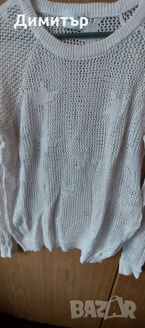 Дамски бял пуловер/блузи на звездички, снимка 2 - Блузи с дълъг ръкав и пуловери - 31044693