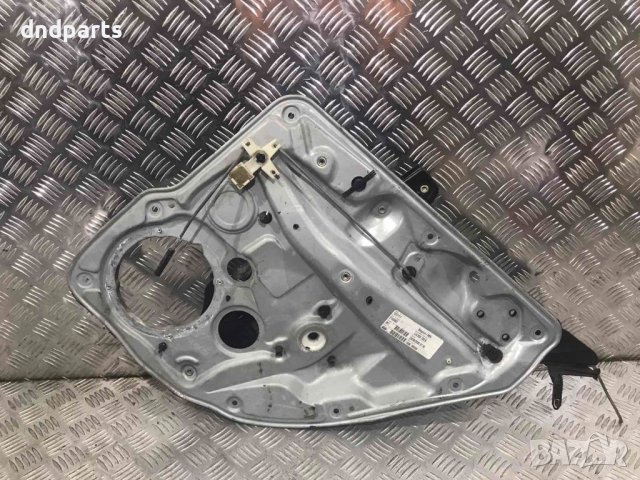 Заден десен стъклоповдигач VW Golf 4,1999г.