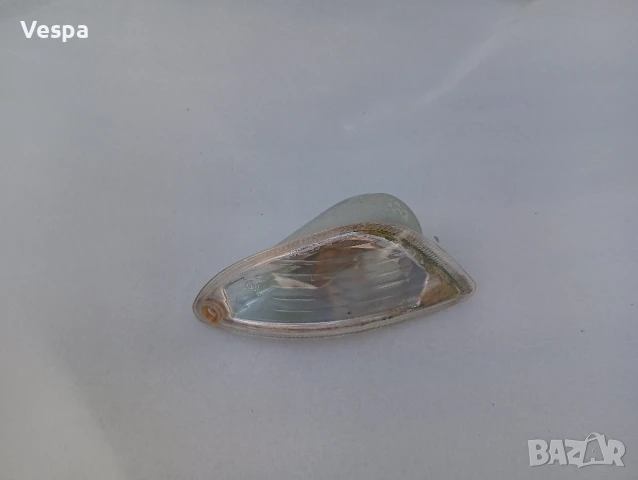 640971 Piaggio Vespa LX50 заден десен мигач 