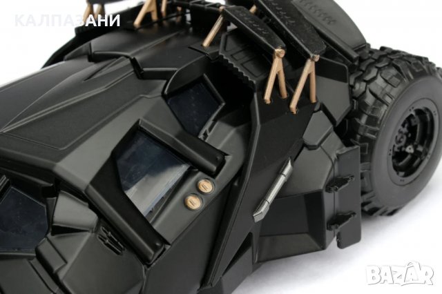 The Dark Knight Batman & BATMOBILE 253215005 -1/24, снимка 5 - Коли, камиони, мотори, писти - 39790986