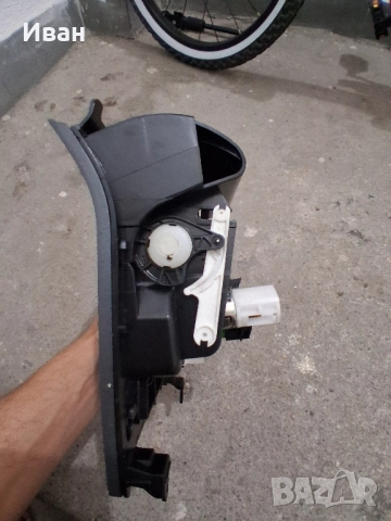 Пепелник със запалка от VW Golf 5 2008г., снимка 3 - Аксесоари и консумативи - 51585992