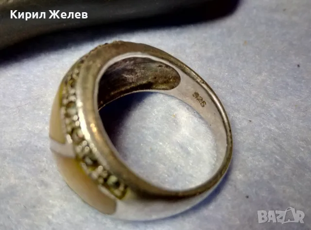 КРАСИВ СРЕБЪРЕН ПРЪСТЕН СРЕБРО 925 ИНКРУСТИРАН с ШЛИФОВАН КРАЛСКИ СЕДЕФ и ФАСЕТИРАНИ МАРКАЗИТИ 48581, снимка 4 - Пръстени - 49344047