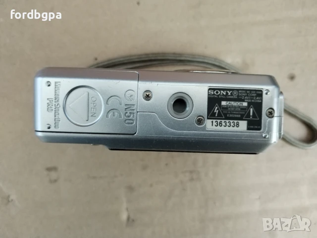 Малък фотоапарат Sony Cyber-shot DSC-S500, снимка 6 - Фотоапарати - 50502187