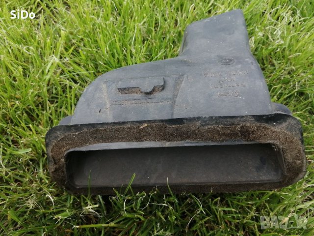 Оригинални въздуховоди за парното, при таблото за Голф 2!, снимка 13 - Части - 40401667