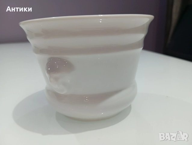 Порцеланова стара кашпа маркирана , снимка 10 - Други - 52564374
