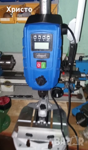 Настолна бор машина. 