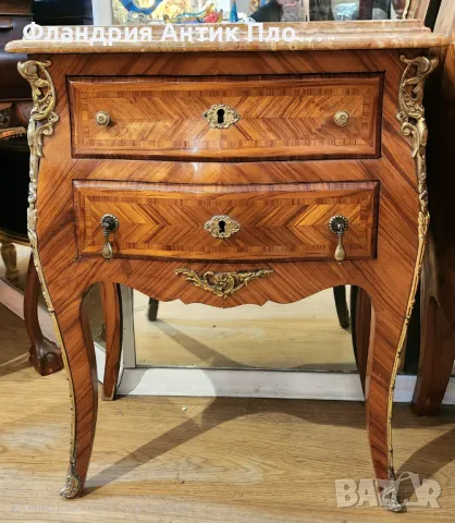 Антично френско скринче с мраморен плот и инкрустирани орнаменти, снимка 2 - Скринове - 48391841