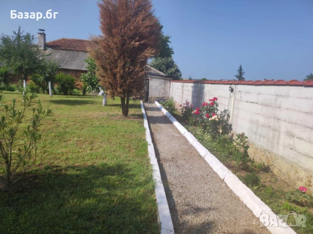 Едноетажна къща в гр. Гълъбово