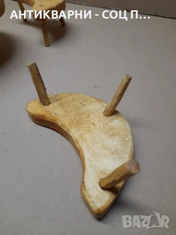 Комплект Ръчно Изработен Стар Макет На  Софра С Трикраки Столчета., снимка 6 - Антикварни и старинни предмети - 48057717