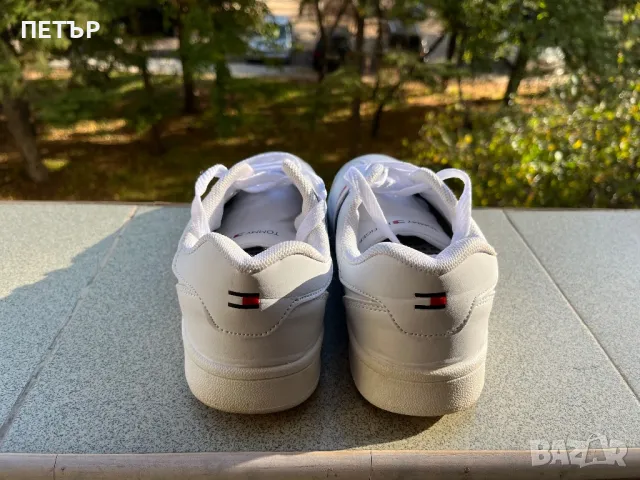 Сникърси Tommy Hilfiger, снимка 4 - Дамски ежедневни обувки - 48219703