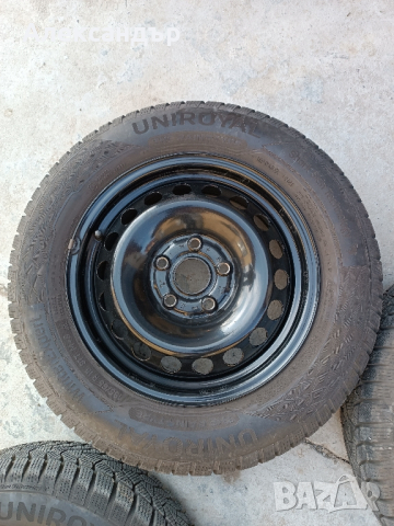 Неразличими от нови зимни гуми Uniroyal с джанти 15, снимка 11 - Гуми и джанти - 44658543