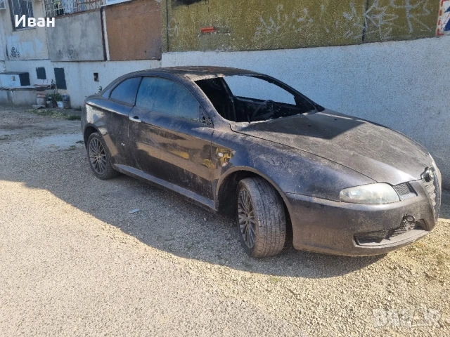 На части Alfa Romeo GT Bertone 1.9 JTD, снимка 3 - Части - 51360659