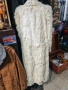 Дълго дамско палто естествен косъм , снимка 10