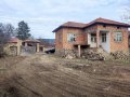 продава къща с двор в село Богатово, снимка 2