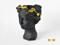 Арт ваза във формата на глава на гръцка богиня / Подарък за рожден ден / Абстрактна ваза черен мат, снимка 2