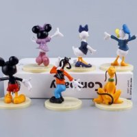 6 бр Мики Мини Маус Mickey Minnie Disney пластмасови фигурки на бяла стойка за украса торта и игра, снимка 2 - Фигурки - 44405038