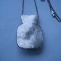 Винтидж медальон бял  метал с ахат, снимка 4 - Антикварни и старинни предмети - 34895299