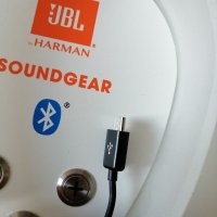 Стойка със зарядно за слушалки JBL Soundgear Raiser, снимка 11 - Bluetooth слушалки - 29881983