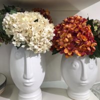 Нови модели вази с лица - от керамика в бяло, снимка 2 - Вази - 36685048